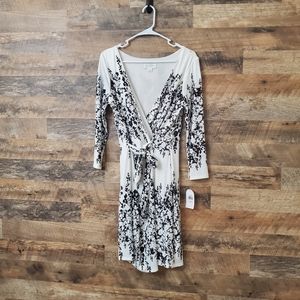 Black/White faux wrap dress